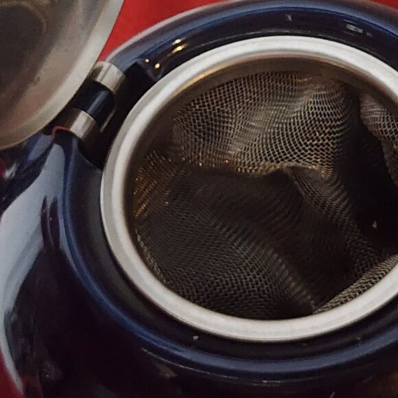 Classic Bistro Bright Cobalt 2 Cup Infuser Personal Porcelain Teapot w/Metal Lid - Picture 9 of 16